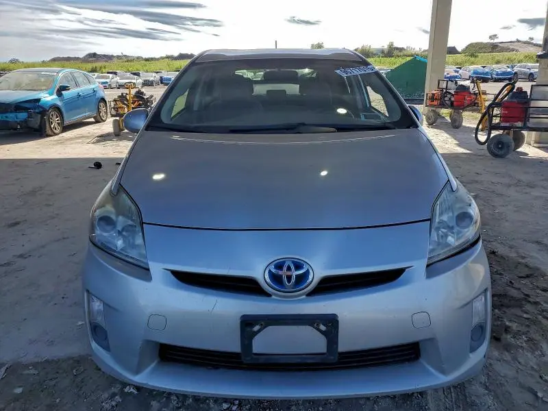2011 TOYOTA PRIUS TWO  