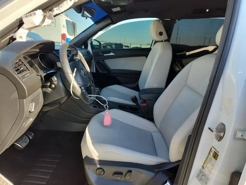 2021 VOLKSWAGEN TIGUAN SE