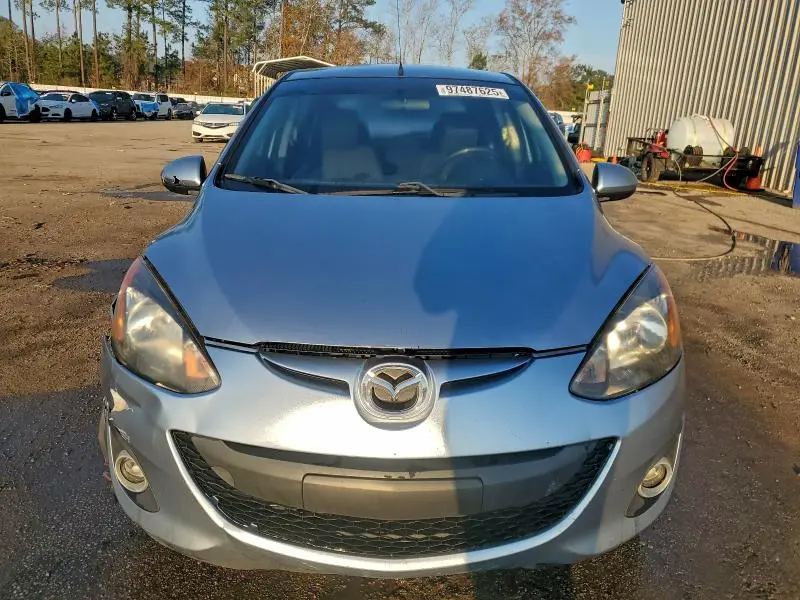 2013 MAZDA MAZDA2   