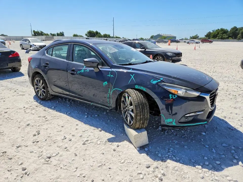 2018 MAZDA 3 GRAND TOURING  
