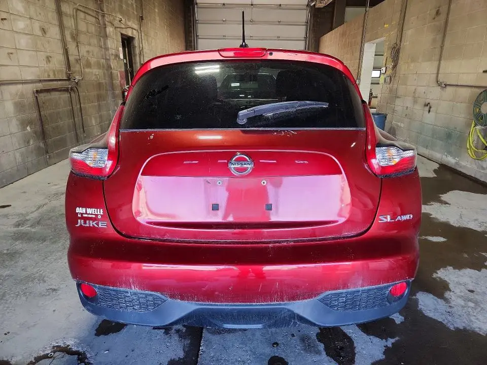 2015 NISSAN JUKE SL  
