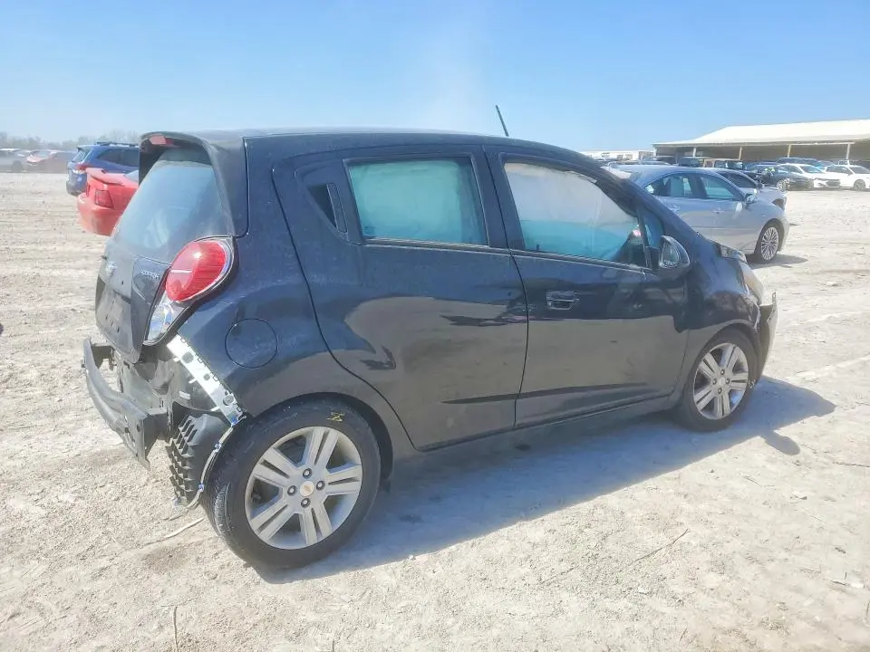2015 CHEVROLET SPARK 1LT  
