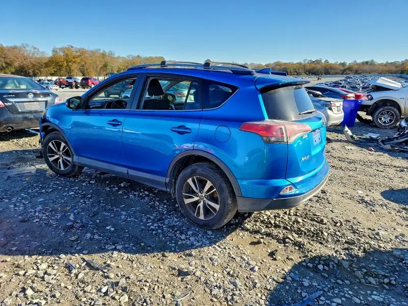 2017 TOYOTA RAV4 XLE  