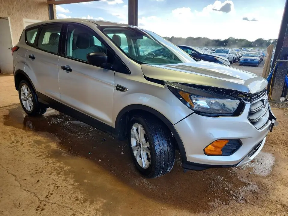 2019 FORD ESCAPE S  
