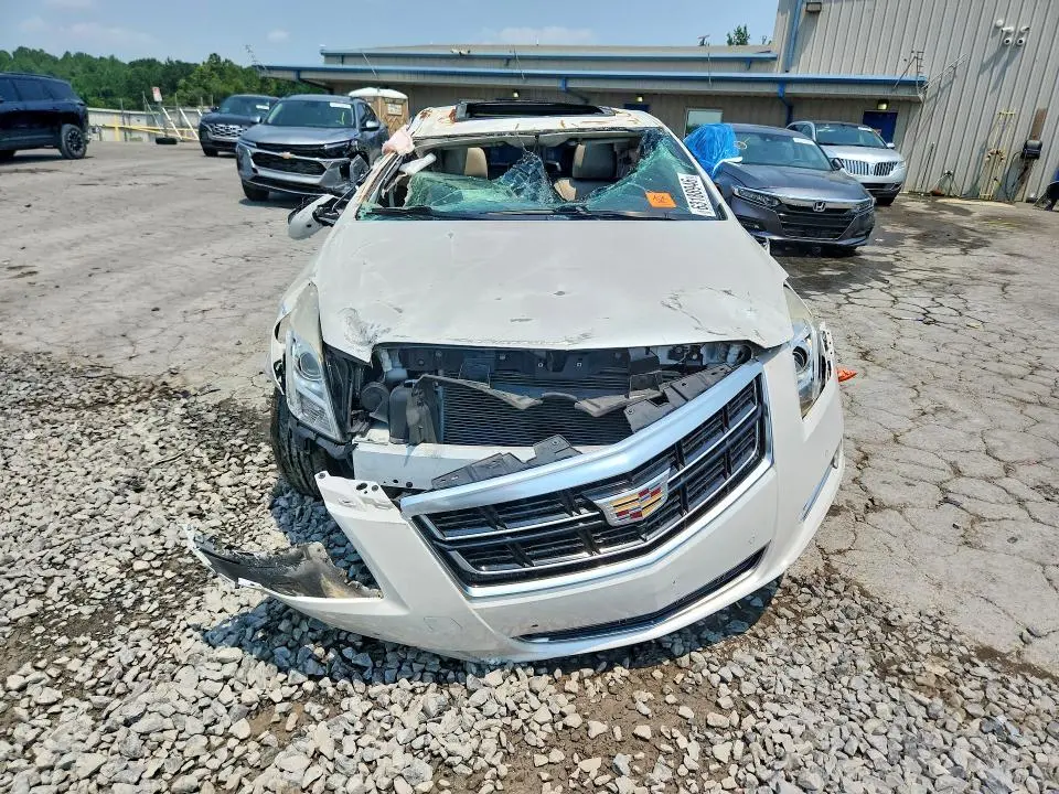 2016 CADILLAC XTS LUXURY COLLECTION  