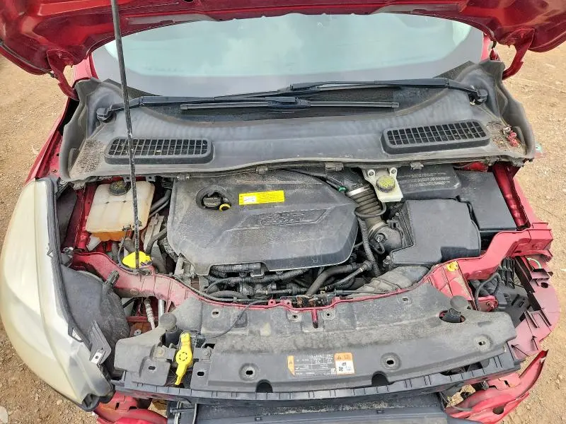 2015 FORD ESCAPE SE  