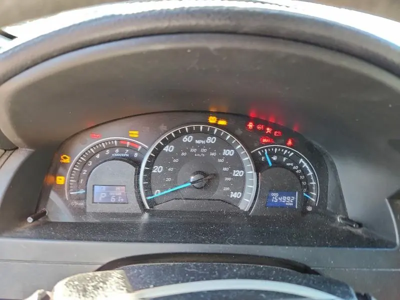 2012 TOYOTA CAMRY BASE  