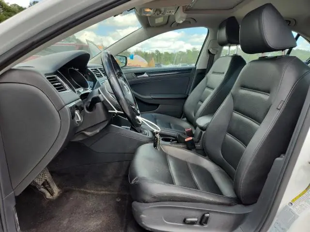 2017 VOLKSWAGEN JETTA SEL