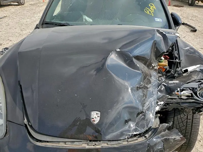 2012 PORSCHE CAYENNE   