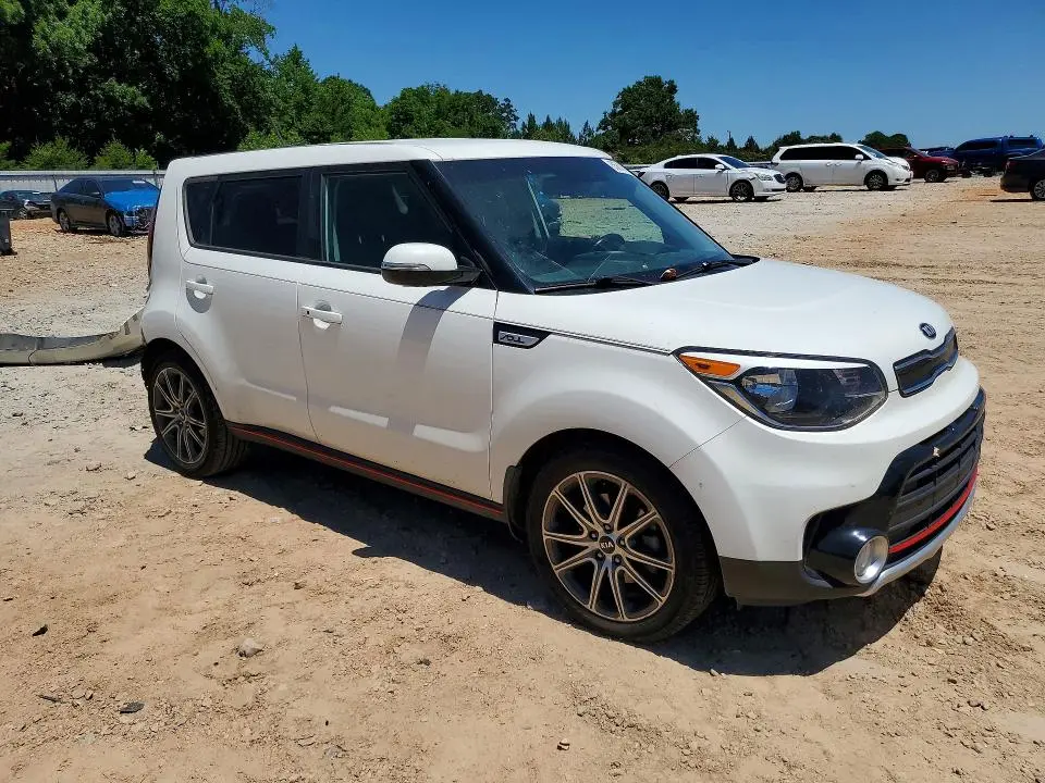 2019 KIA SOUL !  