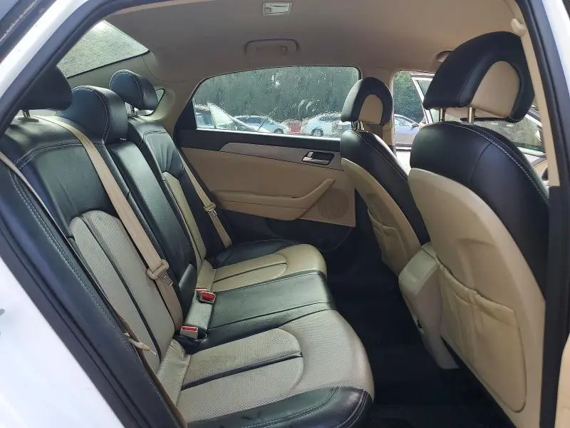 2017 HYUNDAI SONATA SE  