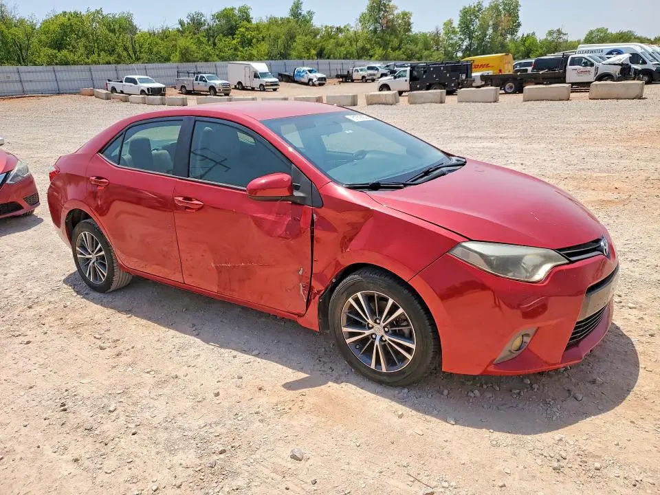 2016 TOYOTA COROLLA LE PLUS  