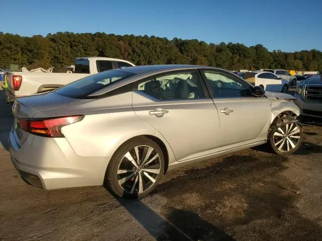2021 NISSAN ALTIMA SR  