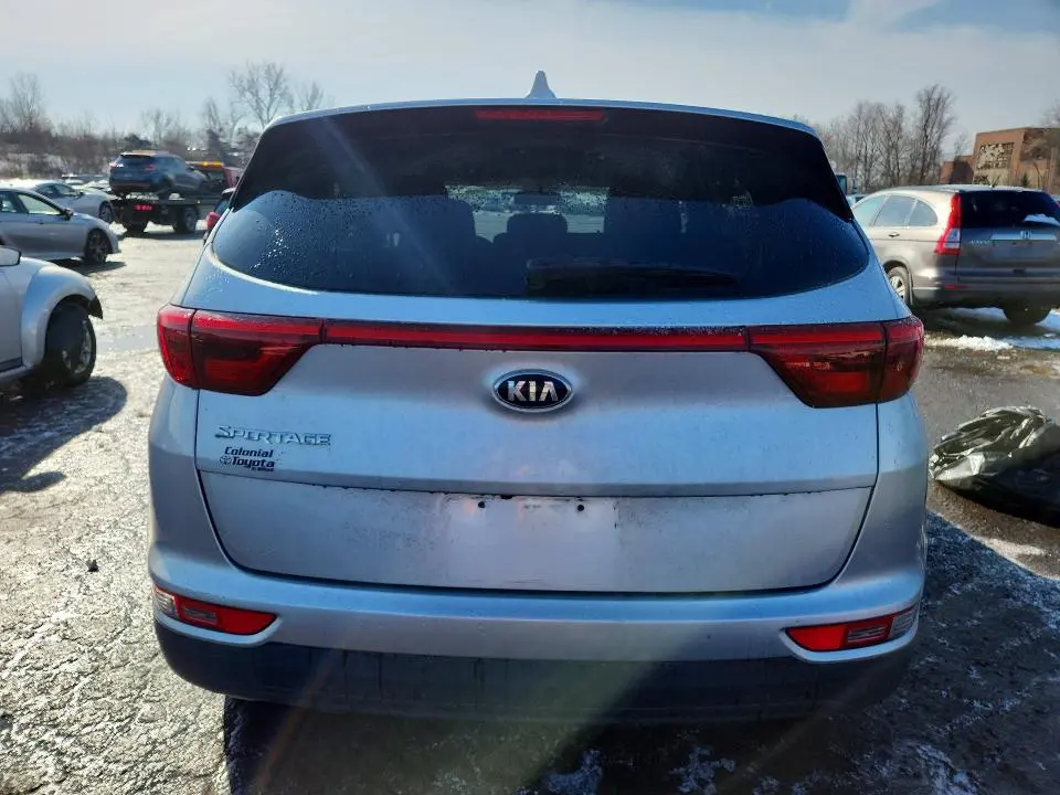 2018 KIA SPORTAGE LX  