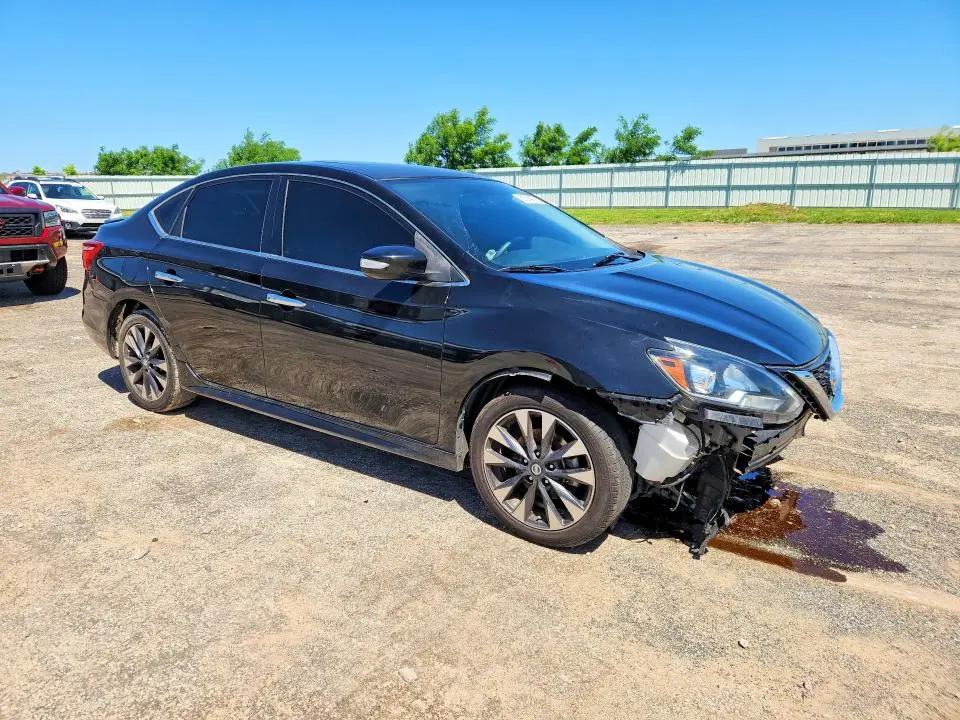2016 NISSAN SENTRA SR  
