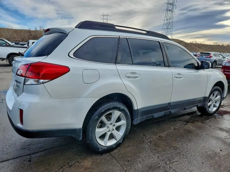 2013 SUBARU OUTBACK 2.5I PREMIUM  