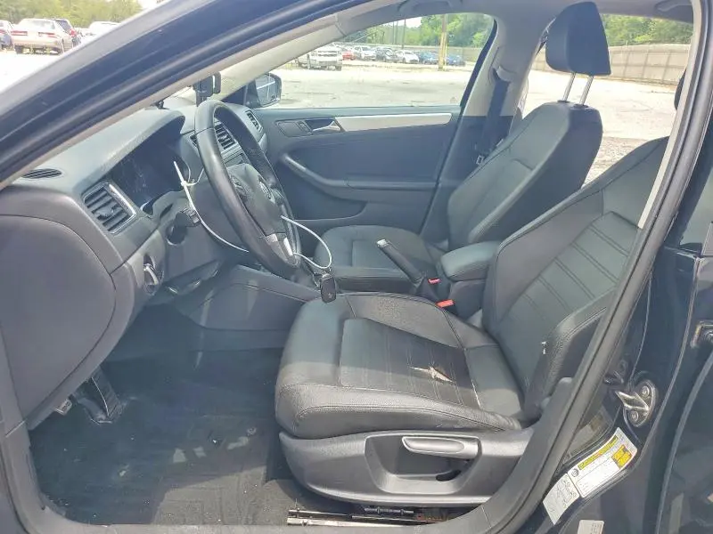 2011 VOLKSWAGEN JETTA SEL  