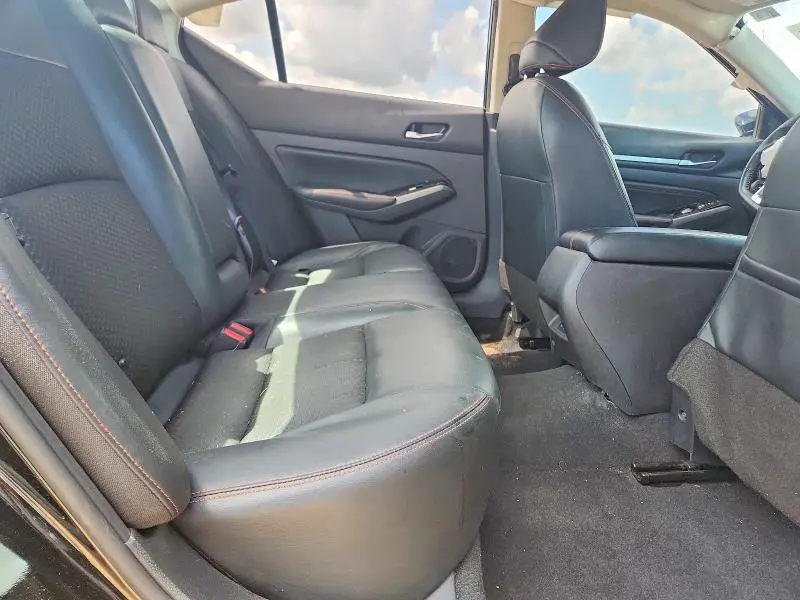 2023 NISSAN ALTIMA SR  