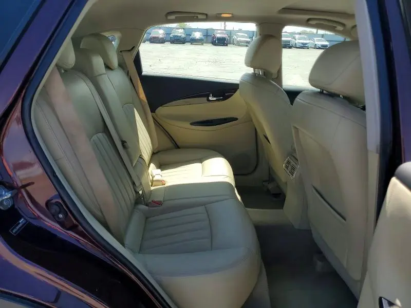 2016 INFINITI QX50 BASE  