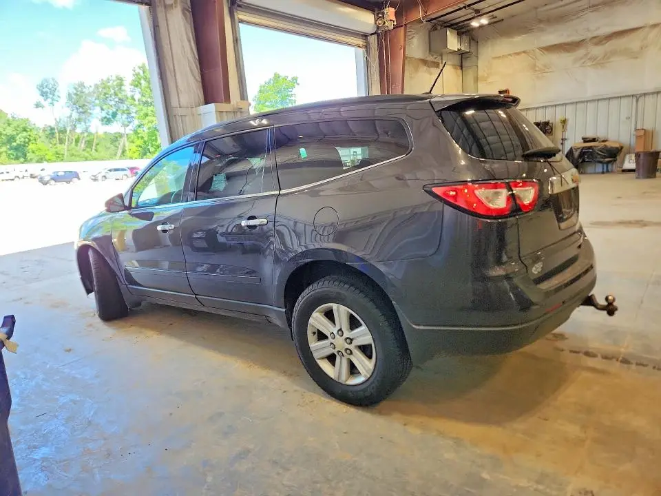 2014 CHEVROLET TRAVERSE LT  