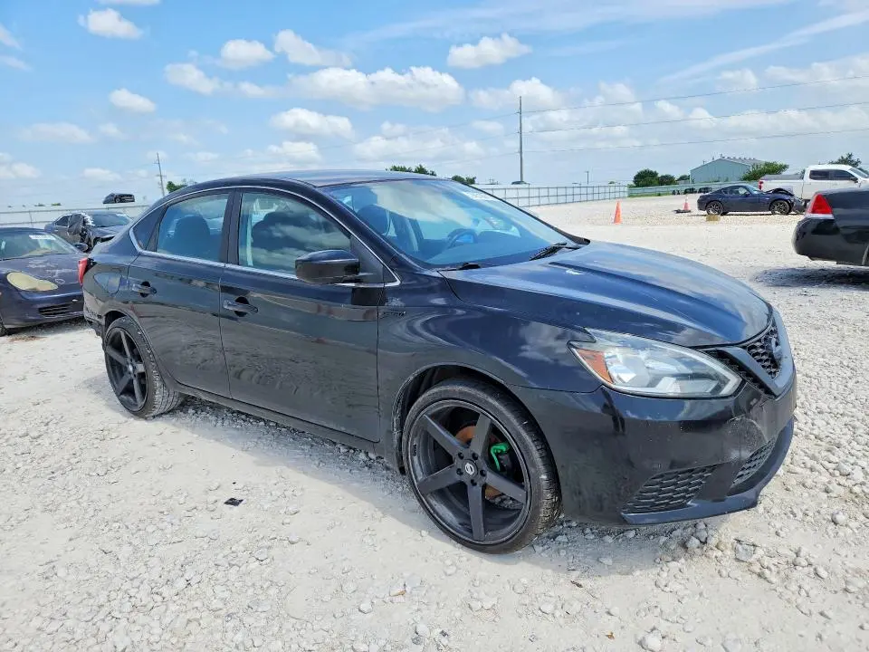 2016 NISSAN SENTRA SV  