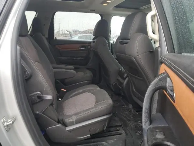 2017 CHEVROLET TRAVERSE LT  