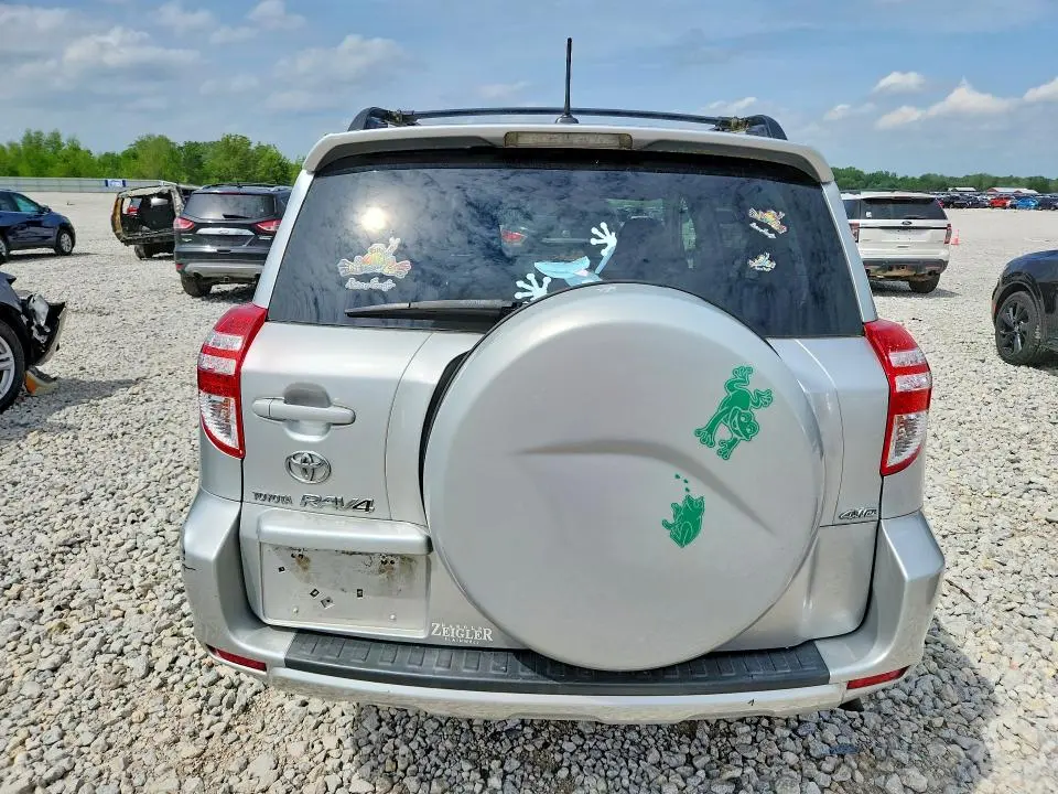 2010 TOYOTA RAV4 BASE  