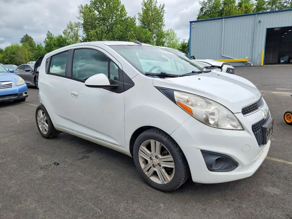 2014 CHEVROLET SPARK 1LT  