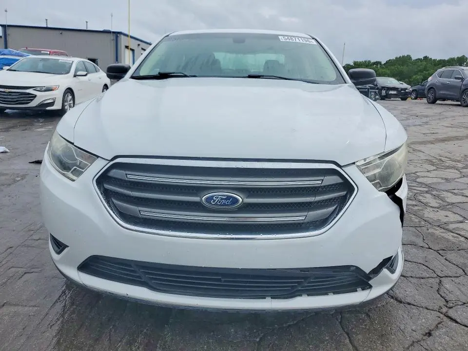 2013 FORD TAURUS SE  