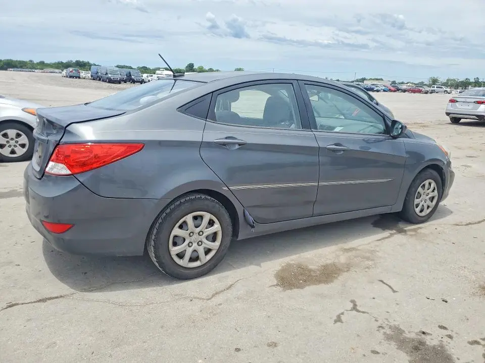 2012 HYUNDAI ACCENT GLS  