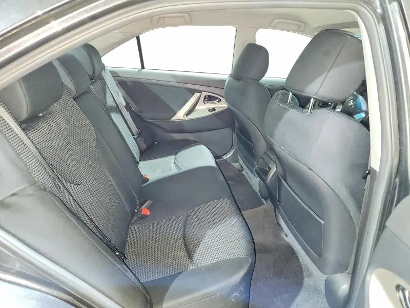 2010 TOYOTA CAMRY SE  