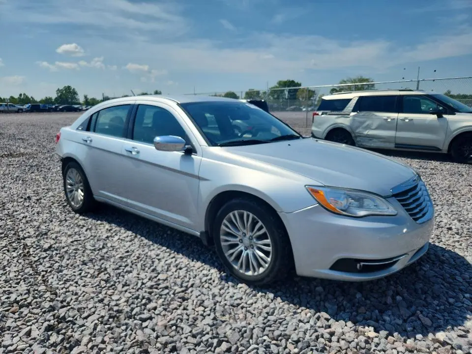 2012 CHRYSLER 200 LIMITED  