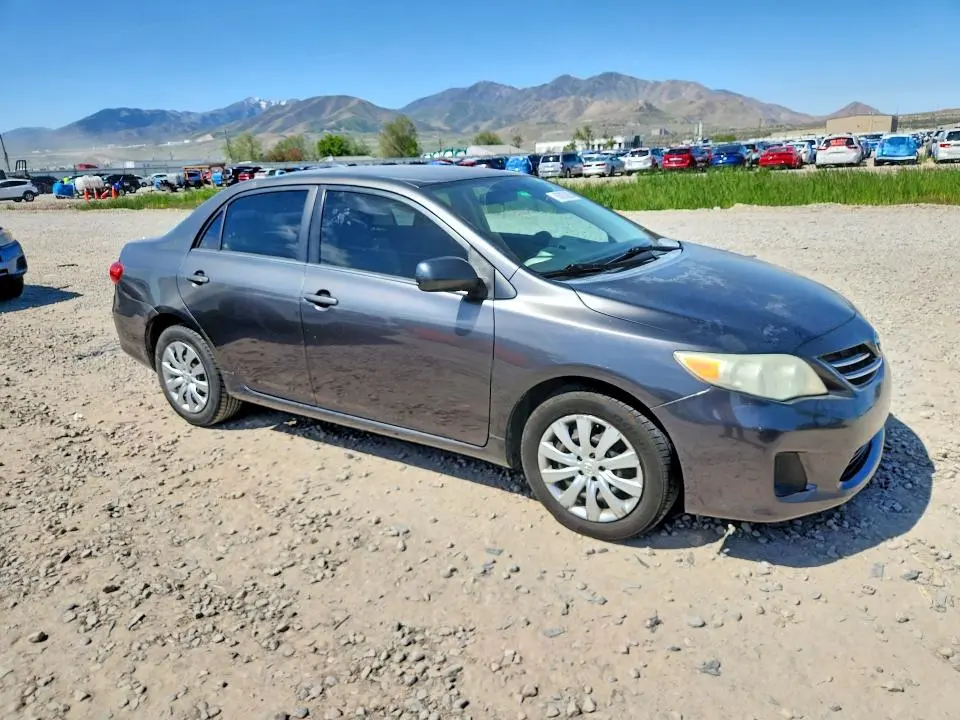 2013 TOYOTA COROLLA LE  