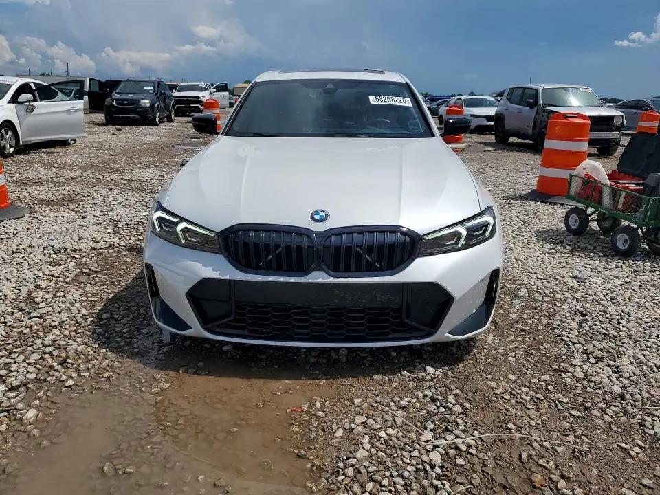 2024 BMW 330XI   