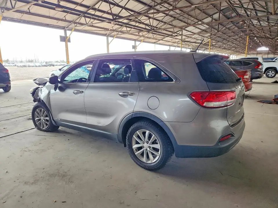2018 KIA SORENTO LX V6  