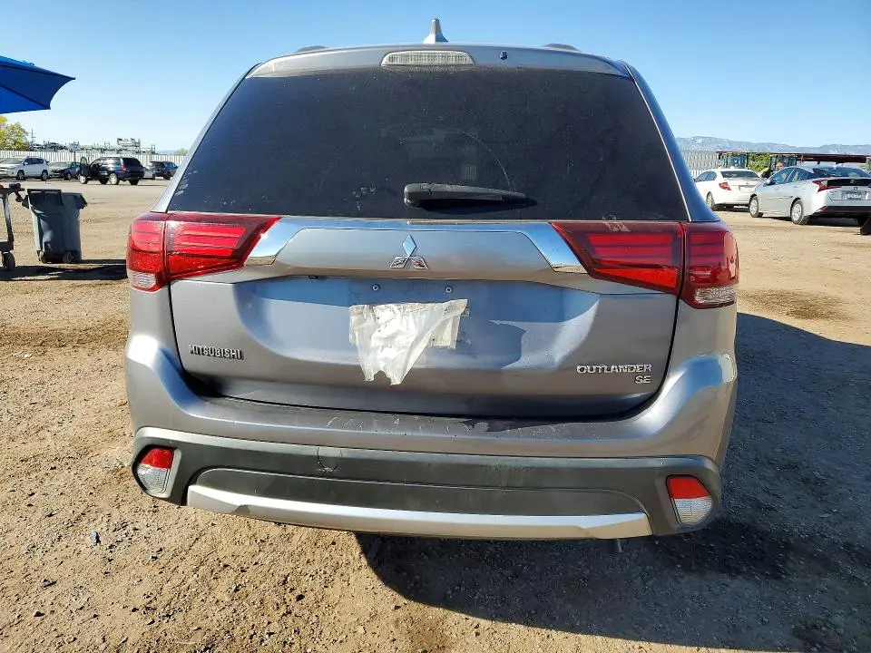 2018 MITSUBISHI OUTLANDER SE  
