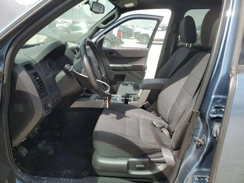 2012 FORD ESCAPE XLT  