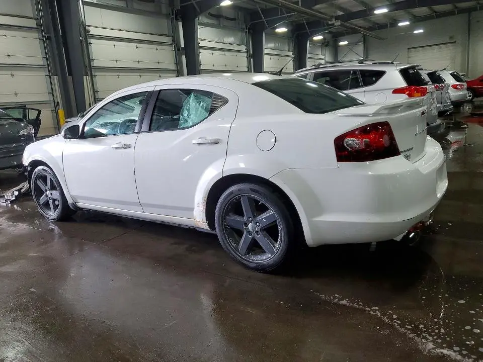 2013 DODGE AVENGER SE  