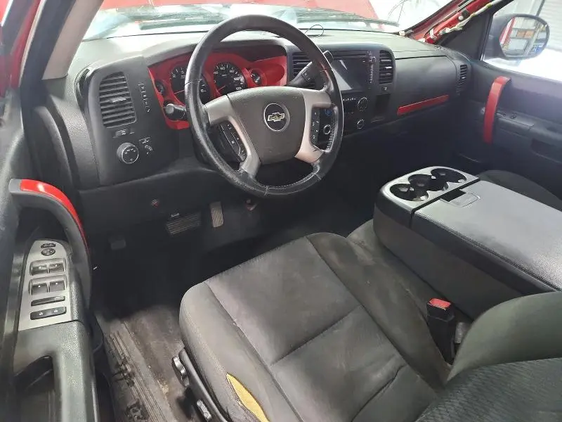 2011 CHEVROLET SILVERADO K1500 LT  