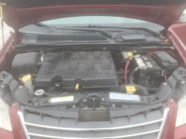2010 CHRYSLER TOWN & COUNTRY TOURING PLUS  
