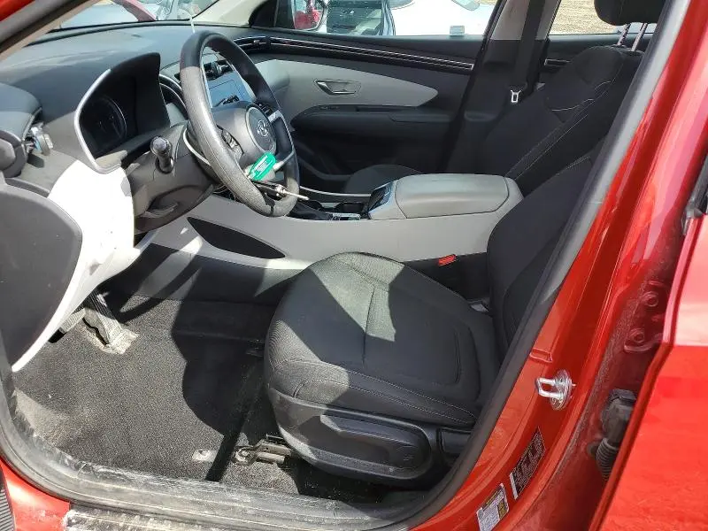 2023 HYUNDAI TUCSON SE  