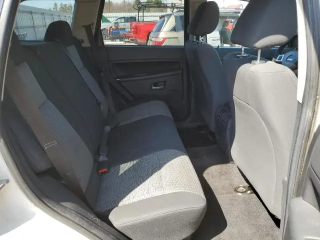2010 JEEP GRAND CHEROKEE LAREDO