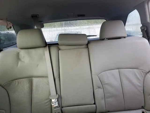 2011 SUBARU OUTBACK 2.5I LIMITED  