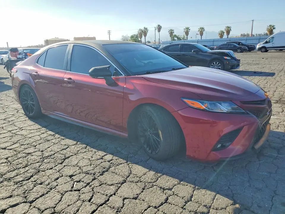 2018 TOYOTA CAMRY SE  