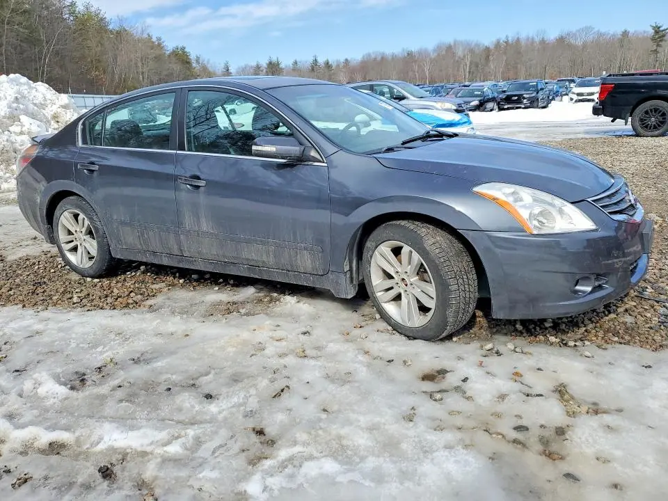 2011 NISSAN ALTIMA 3.5 SR  