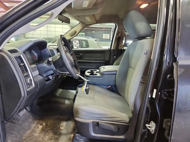 2016 RAM 1500 ST  