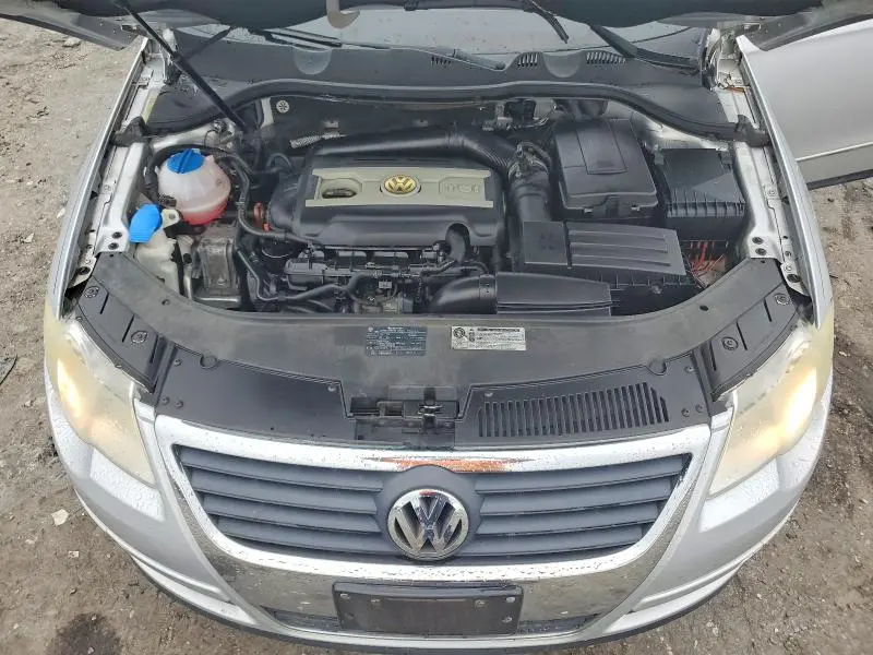 2010 VOLKSWAGEN PASSAT KOMFORT  