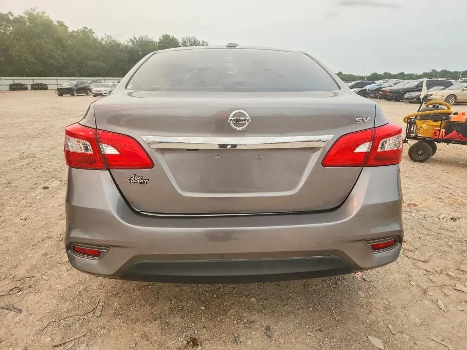 2018 NISSAN SENTRA SV  
