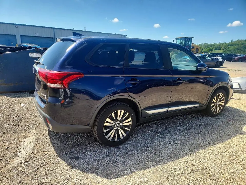 2019 MITSUBISHI OUTLANDER SE  