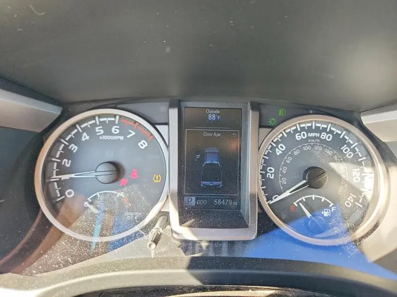 2017 TOYOTA TACOMA SR5 V6  